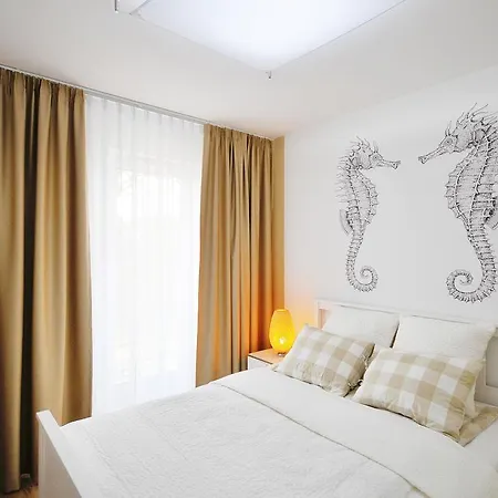 Rezulak Solna B104 204 303 公寓 科沃布热格