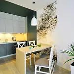 Rezulak Solna B104 204 303 Apartament