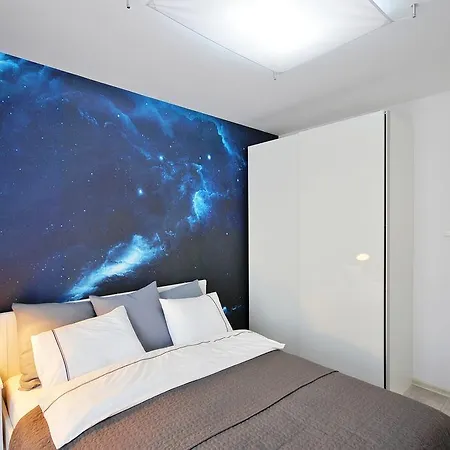 Rezulak Solna B104 204 303 شقة