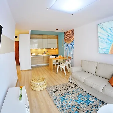 Rezulak Solna B104 204 303 شقة